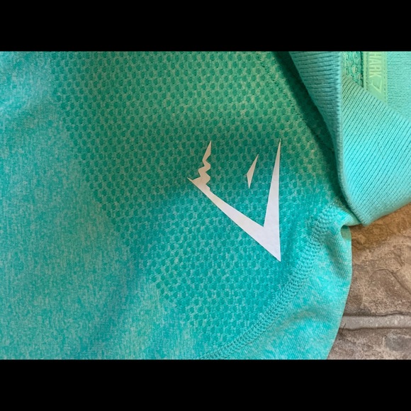 Gymshark Apex Polo *Super Rare* Worn Once - Picture 3 of 3